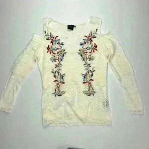 Cliche Knitted Embroidery Top Size Medium